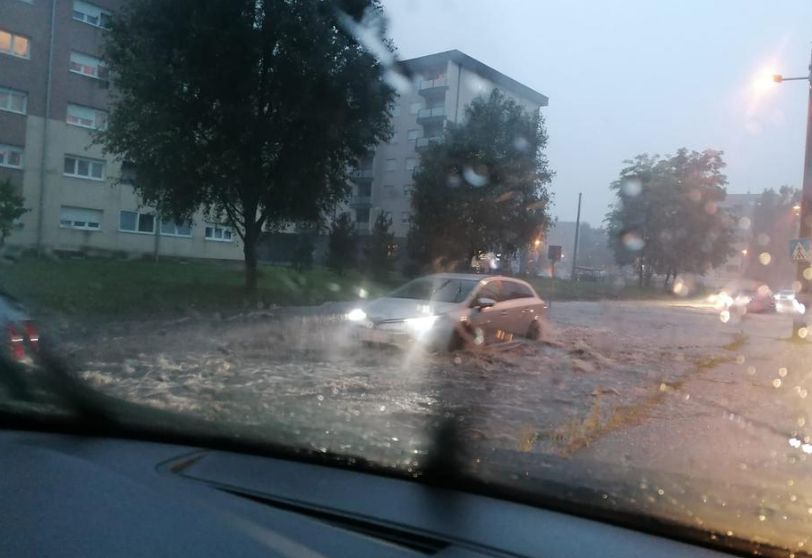 V Chorvatsku se vyskytovaly silné bouřky, Záhřeb zasáhly povodně