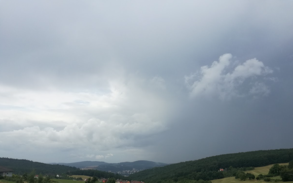 Ve středu se mírně ochladí