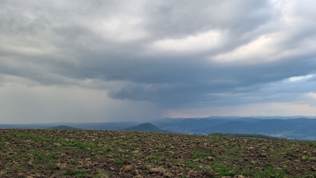 V sobotu na jihu a východě i vydatný déšť