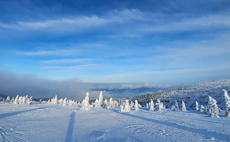 Ve středu stále jasno a ráno i okolo -13 °C
