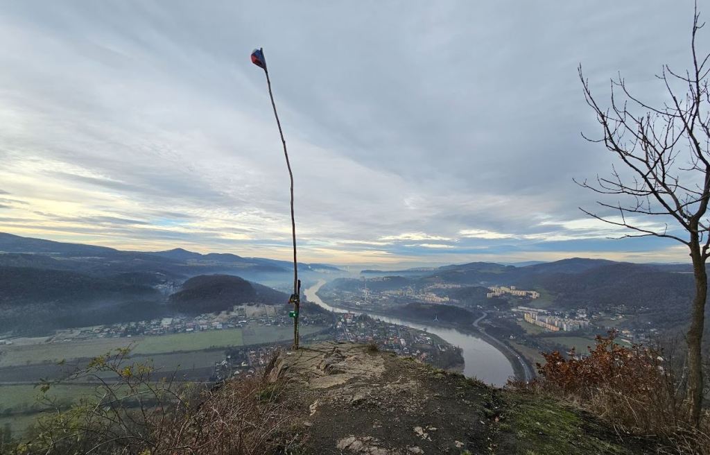 V pondělí na východě ještě teplo, ojediněle i bouřky